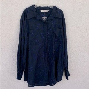 Newport News Dark Blue Floral embroidered Blouse size 16W